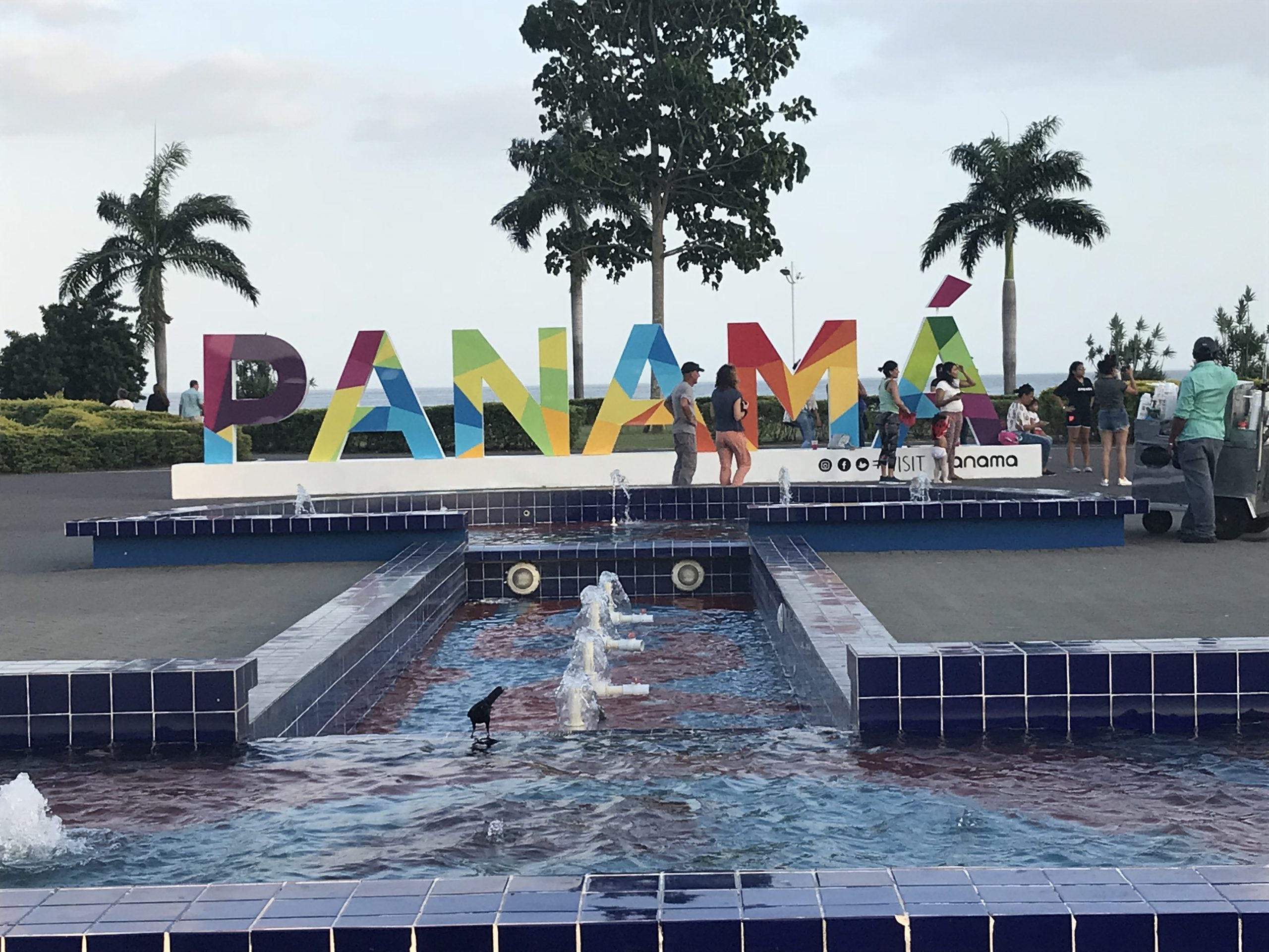 Panama🇵🇦 Travel Vlog! I went to Panama for Carnival and it was nothing like I expected!